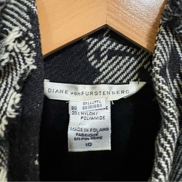 Diane Von Furstenberg Black and White Textured Blazer Jacket - Picture 8 of 8